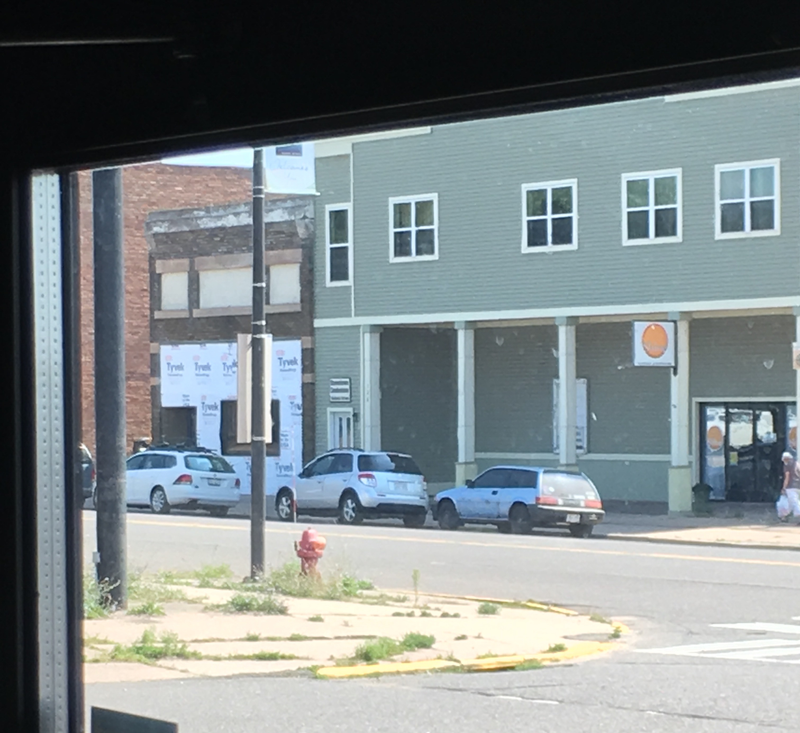 Illustration for article titled ATS: across the street.